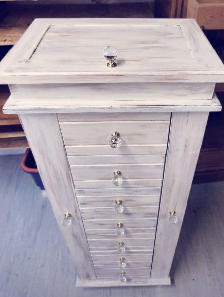 Bellamont Jewellery Cabinet